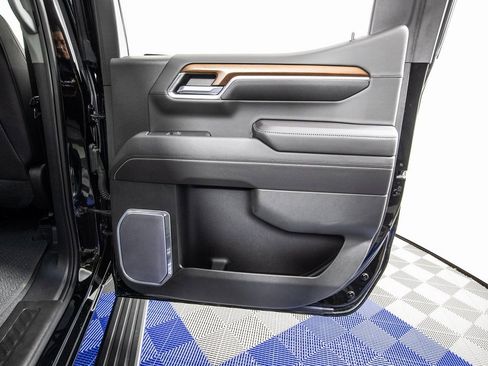 Used 2023 GMC Sierra 1500 Denali w/ Denali Reserve Package image 14