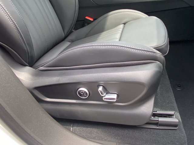 Used 2025 Maserati Grecale GT AWD/4WD image 37