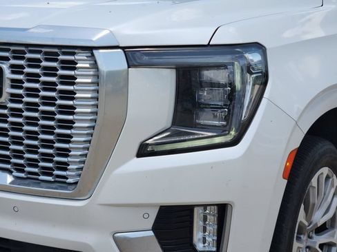 Used 2024 GMC Yukon Denali AWD/4WD image 9