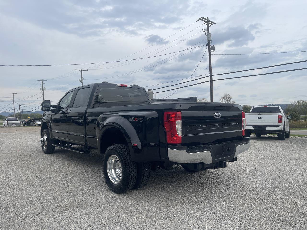 Used 2022 Ford F350 XL w/ STX Appearance Package AWD/4WD image 6