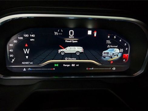 Used 2023 GMC Yukon SLT w/ SLT Luxury Package image 15