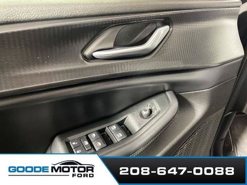 Used 2024 Jeep Grand Cherokee L Laredo w/ Luxury Tech Group I AWD/4WD image 9