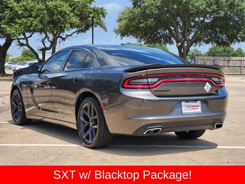 Used 2020 Dodge Charger SXT w/ Blacktop Package RWD image 4