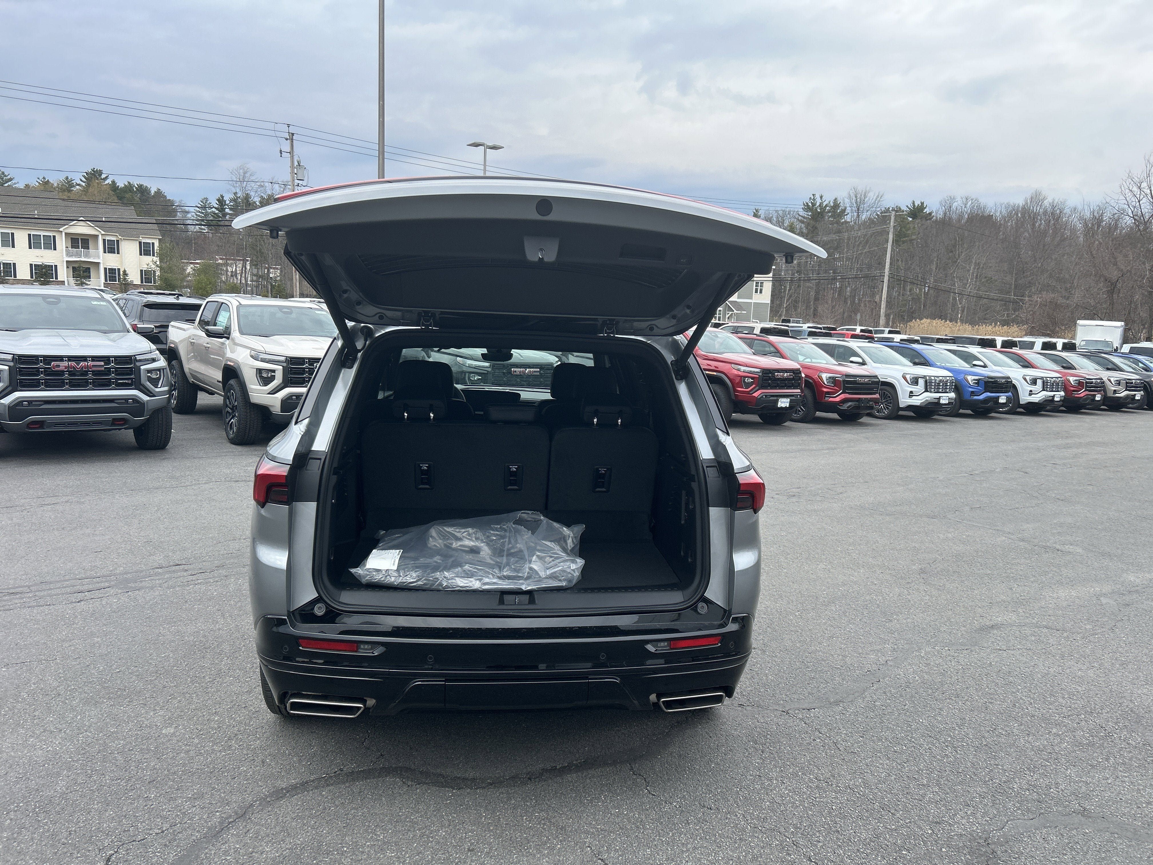 New 2026 Buick Enclave Sport Touring w/ Power Package AWD/4WD image 8