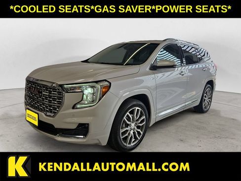 Used 2022 GMC Terrain Denali AWD/4WD image 1