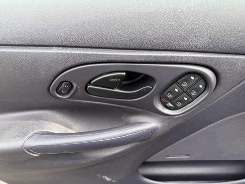 Used 2000 Ford Contour SE image 16