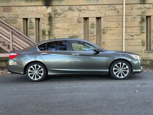 Used 2014 Honda Accord Sport image 3