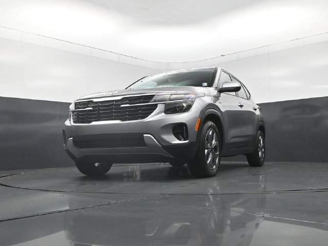 Used 2026 Kia Seltos LX FWD image 34
