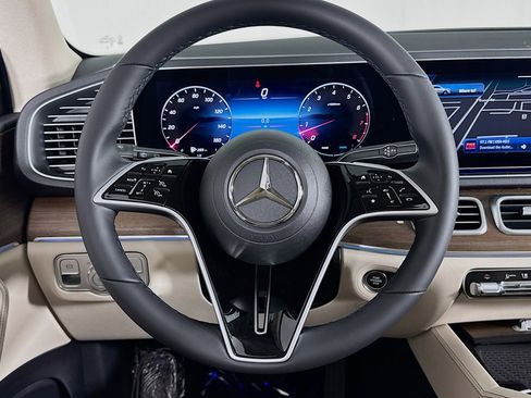 New 2026 Mercedes-Benz GLE 350 4MATIC image 17