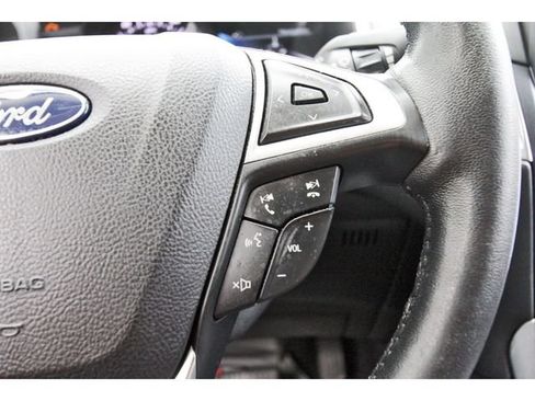 Used 2021 Ford Edge Titanium w/ Equipment Group 301A FWD image 18