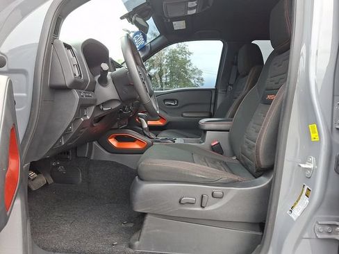 Used 2025 Nissan Frontier PRO-4X w/ Pro Convenience Package AWD/4WD image 15