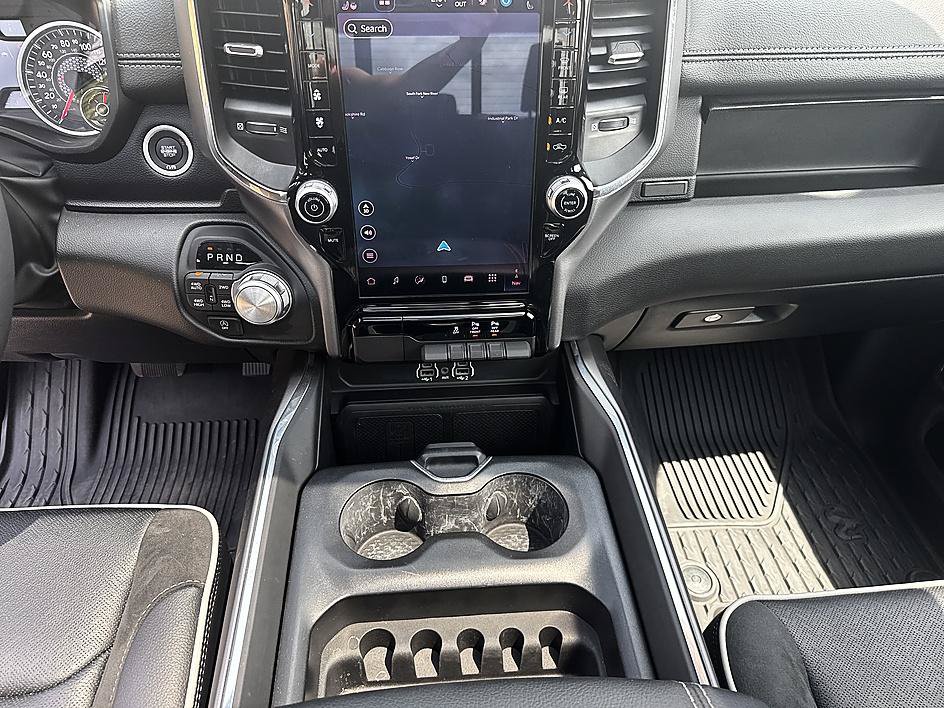 Used 2025 RAM 1500 Laramie AWD/4WD image 18