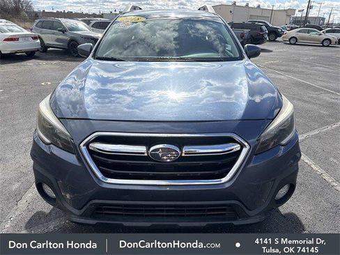 Used 2018 Subaru Outback 2.5i Premium image 2