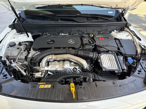 New 2026 Mercedes-Benz GLB 250 image 15