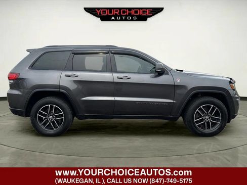 Used 2018 Jeep Grand Cherokee Trailhawk w/ Trailhawk Luxury Group image 6