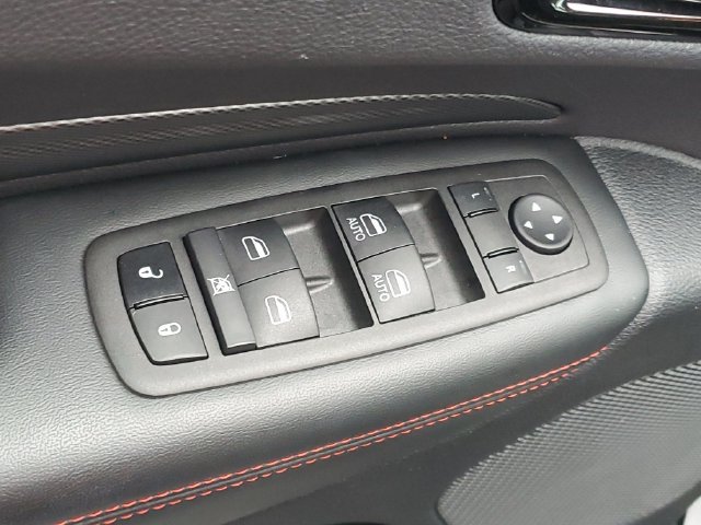 Used 2023 Dodge Durango R/T w/ Blacktop Package AWD/4WD image 15