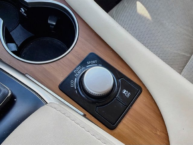 Used 2018 Lexus RX 350 FWD w/ Premium Package image 29
