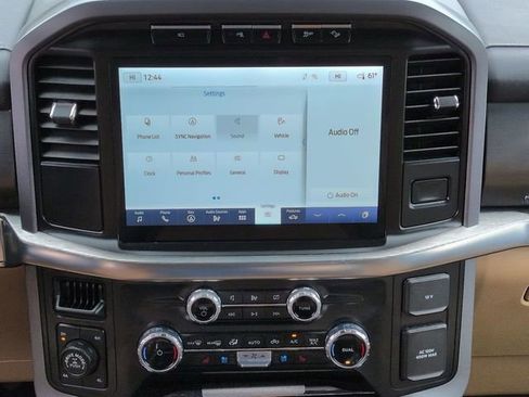 Certified 2023 Ford F150 Lariat w/ Equipment Group 502A High image 19