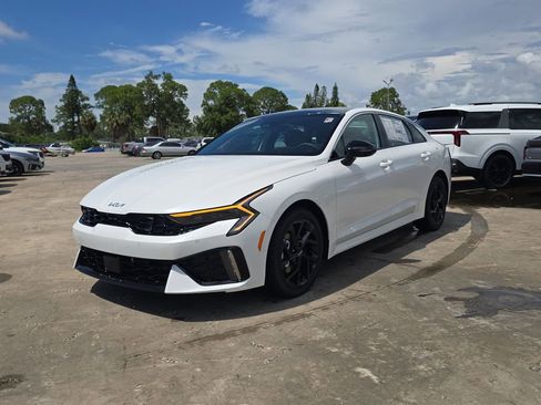 New 2026 Kia K5 GT-Line FWD image 3