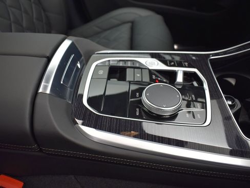 New 2026 BMW X5 sDrive40i w/ M Sport Package RWD image 27