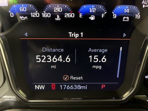 Used 2021 GMC Sierra 3500 Denali w/ Denali Ultimate Package image 31