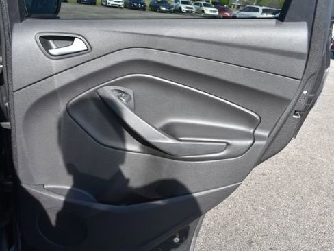 Used 2015 Ford Escape SE AWD/4WD image 36