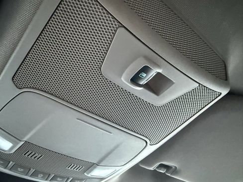 Used 2019 Ford F150 XLT w/ Equipment Group 302A Luxury image 11