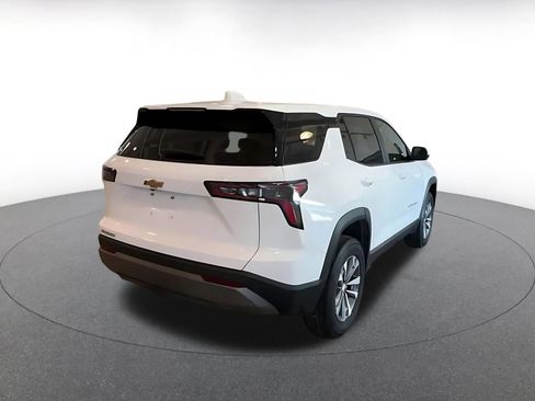 Used 2025 Chevrolet Equinox LT image 12