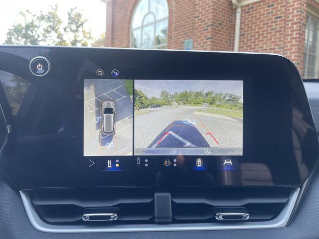 Certified 2025 Chevrolet Equinox LT w/ Convenience Package II AWD/4WD image 17