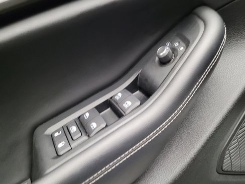Used 2023 Jeep Grand Cherokee Altitude AWD/4WD image 27