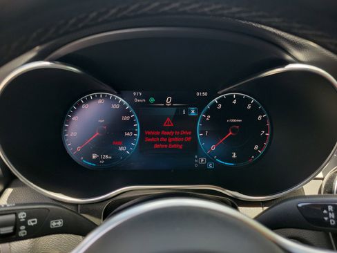 Used 2021 Mercedes-Benz GLC 300 image 31