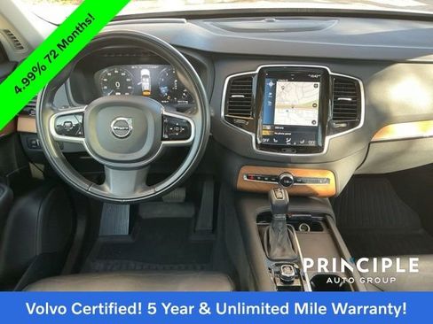 Certified 2022 Volvo XC90 T6 Momentum w/ Advanced Package image 15