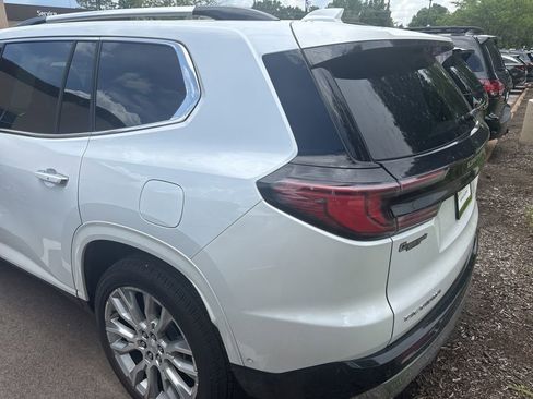 Used 2024 GMC Acadia Denali w/ Super Cruise Package FWD image 6