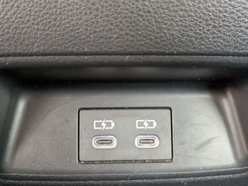 Used 2023 Toyota Corolla LE image 14