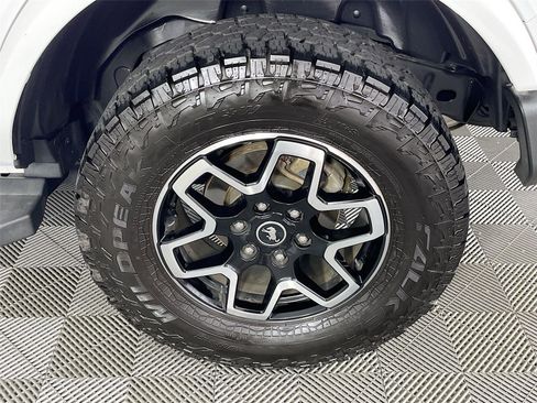 Used 2023 Ford Bronco Outer Banks image 35