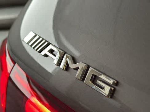 Certified 2026 Mercedes-Benz GLB 35 AMG 4MATIC image 9