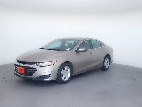 Used 2024 Chevrolet Malibu LT image 14