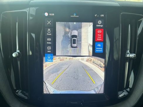 Certified 2025 Volvo XC60 B5 Plus w/ Climate Package image 23