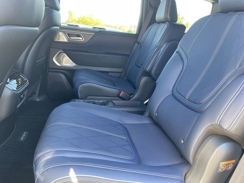 Certified 2026 INFINITI QX80 4WD w/ Sport Exterior Package image 16