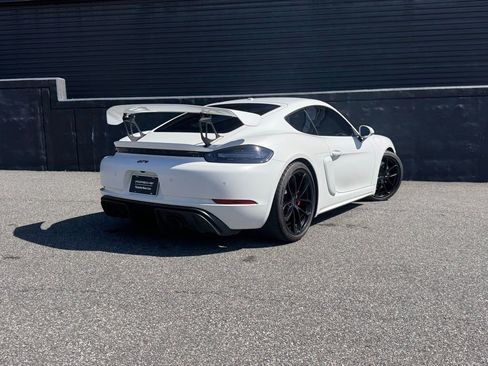 Certified 2022 Porsche 718 Cayman GT4 image 10
