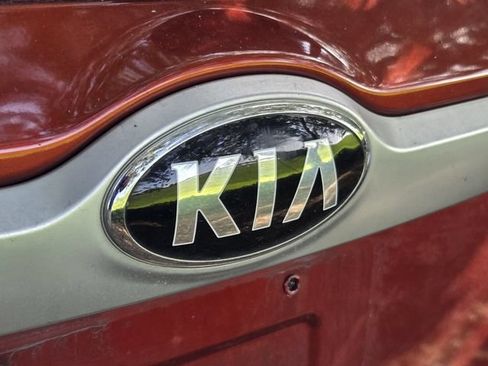 Used 2021 Kia Seltos S FWD image 9