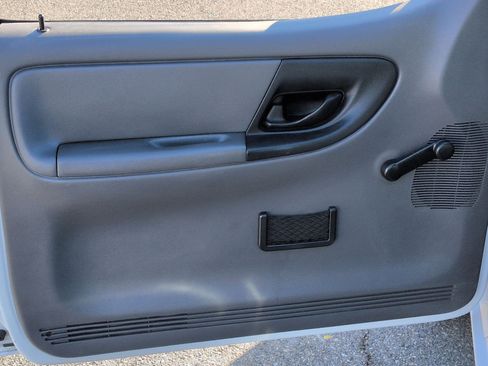 Used 2003 Ford Ranger XL image 14