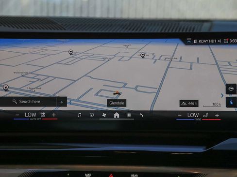 Used 2025 BMW i5 xDrive40 image 11