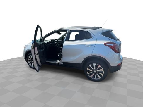 Certified 2022 Buick Encore Preferred AWD/4WD image 6