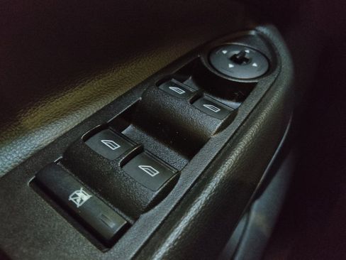 Used 2017 Ford Escape SE AWD/4WD image 27
