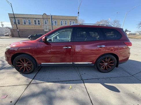 Used 2014 Nissan Pathfinder SL w/ SL Premium Package image 8