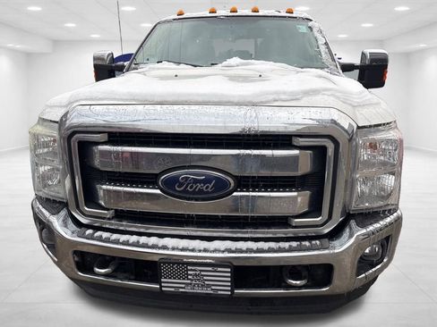 Used 2016 Ford F350 Lariat w/ Chrome Package image 2
