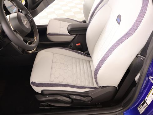 New 2026 MINI Cooper 2-Door Hardtop FWD image 10