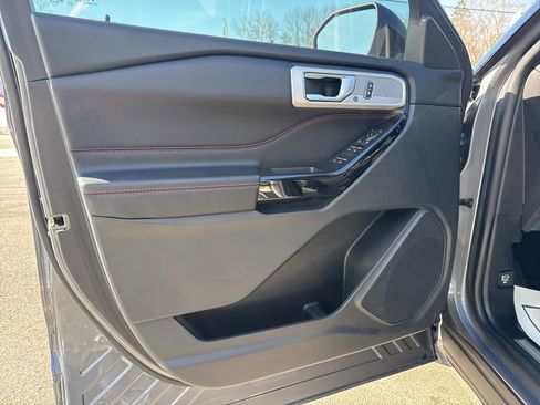 Used 2022 Ford Explorer ST-Line image 20