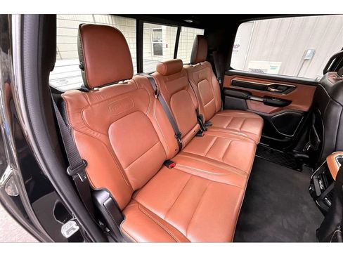 Used 2022 RAM 1500 Limited w/ Body Color Bumper Group AWD/4WD image 26